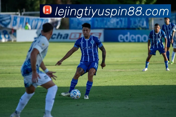 诺伊尔能否重返德国队与纳帅关系密切二人背后故事引人关注